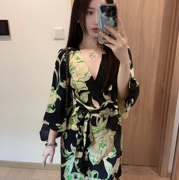 NWT Zara Floral Printed Wrap Dress - 3002/198 - Picture 16 of 16